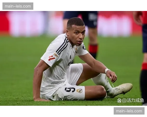 姆巴佩伤愈复出表现抢眼,巴黎前锋欧冠赛场制造威胁 姆巴佩伤愈复出表现抢眼,巴黎前锋欧冠赛场制造威胁